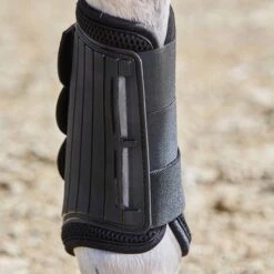 Weatherbeeta Eventing Beschermers Voor Zwart -Waldhau Paard Winkel wb 807624 front.507361